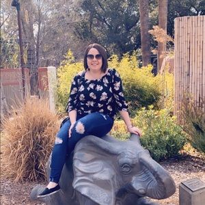 Meet your Posher, Ana